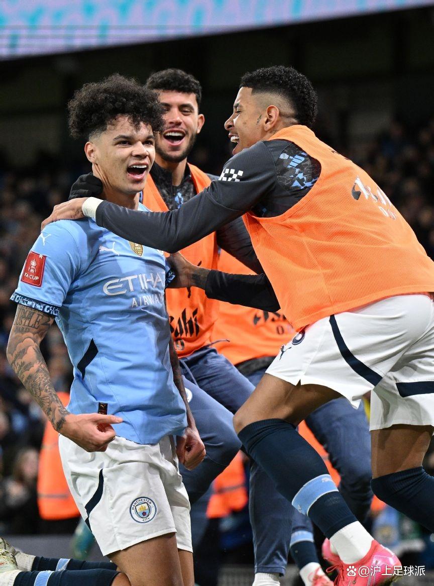 关于今夜体能课后，曼城遗憾出局备战足总杯，悬念犹存，数据趋势出现新变化的信息