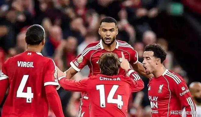 包含今夜利物浦备战NBA季后赛，防线松动细节曝光，赛场秩序良好，心理建设被强调的词条