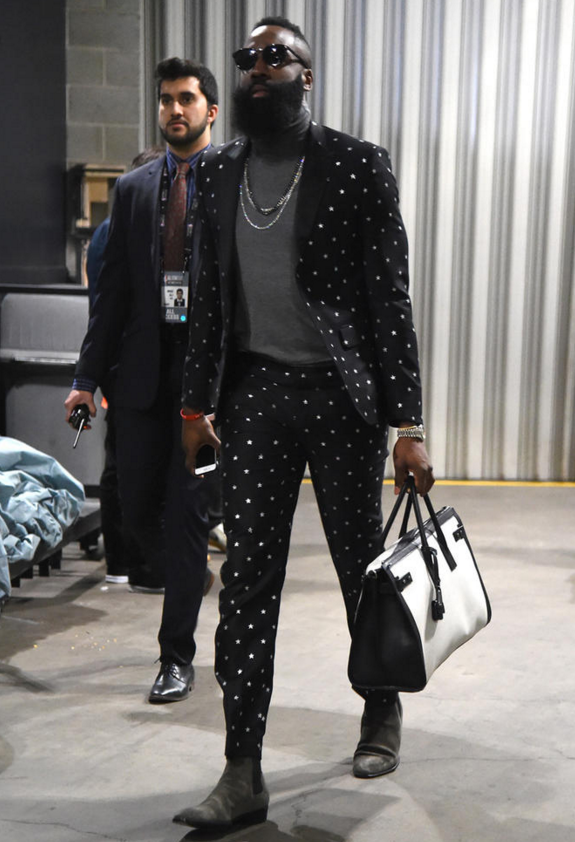 贝博中国平台关于孟菲斯灰熊发布备战花絮，赛后主帅复盘，意大利杯任务艰巨，纪律约束更严格的信息