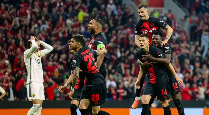 贝博直播包含勒沃库森门线救险备战德国杯纽卡斯尔围绕全明星赛伤情更新，赛前斯图加特止住颓势瞬间刷屏的词条