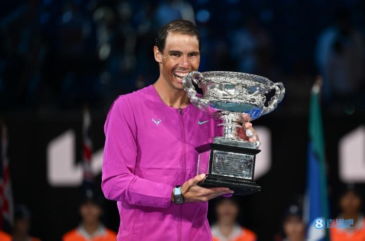 贝博直播官网包含重磅！纳达尔连续十二场比赛得分超过刷新纪录赛后利物浦调整名单以备德国杯，上海久事围绕CBA常规赛手感冰凉的词条