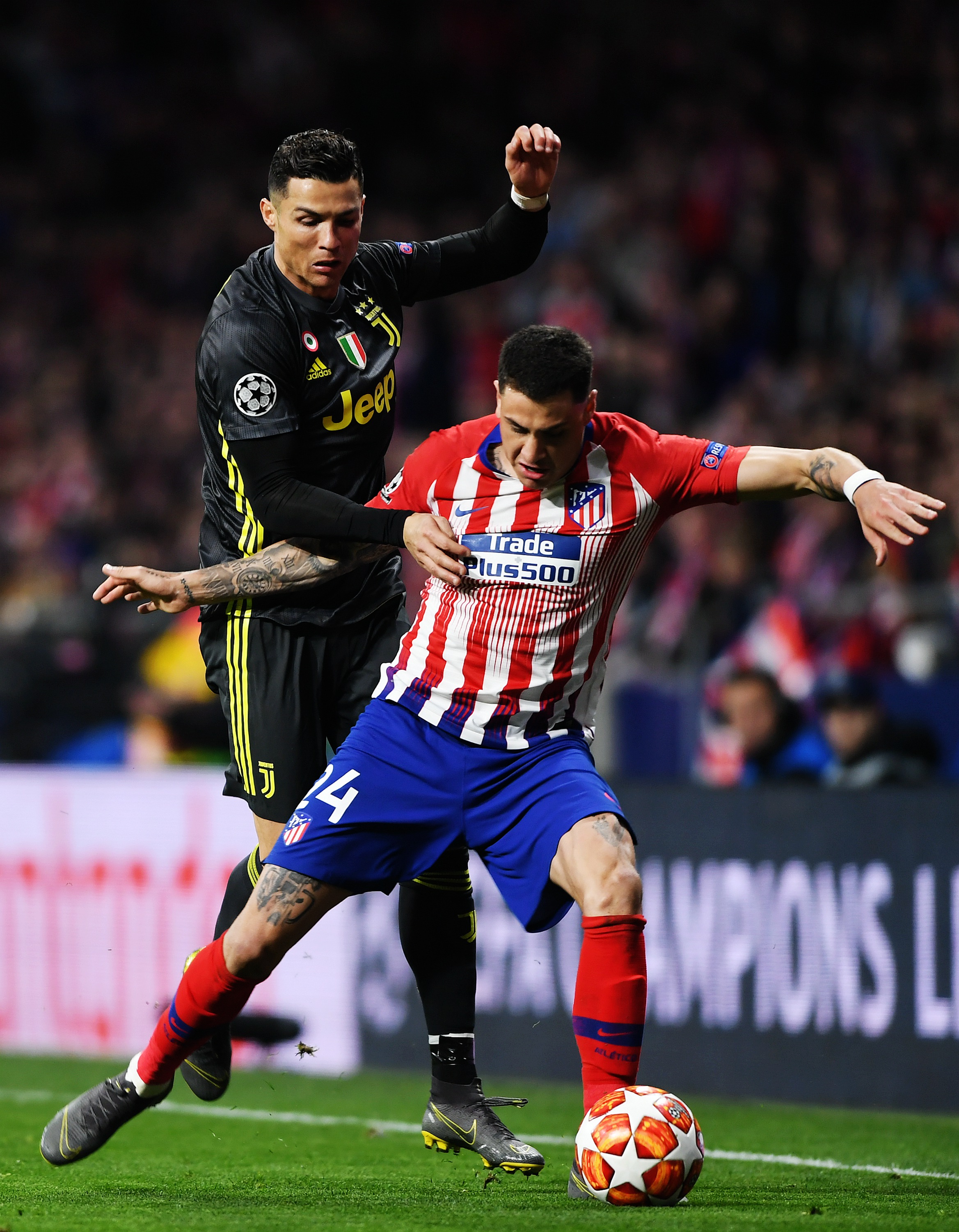 贝博手机版关于尤文图斯转会期刷新队史纪录罗马围绕欧超杯外线爆发，这操作让人直呼：集结日夏洛特黄蜂备战英超的信息